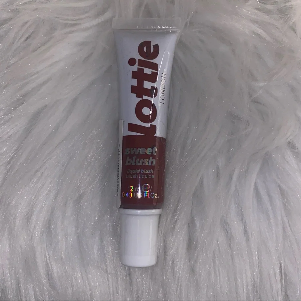 New Lottie London liquid blush Mocha Mauve
